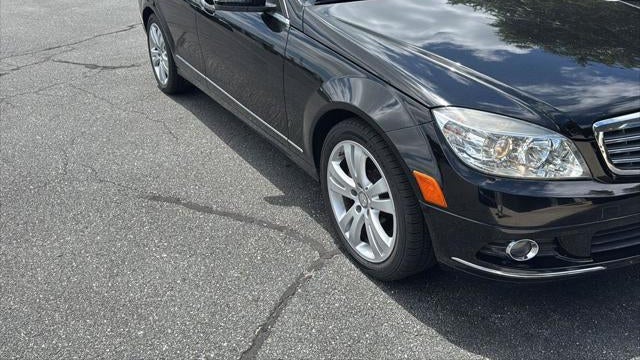 2011 Mercedes-Benz C-Class C 300 Luxury 4MATIC
