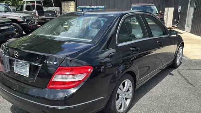 2011 Mercedes-Benz C-Class C 300 Luxury 4MATIC