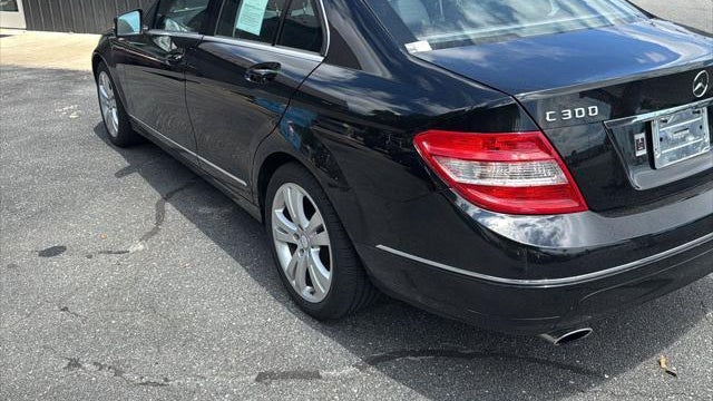 2011 Mercedes-Benz C-Class C 300 Luxury 4MATIC