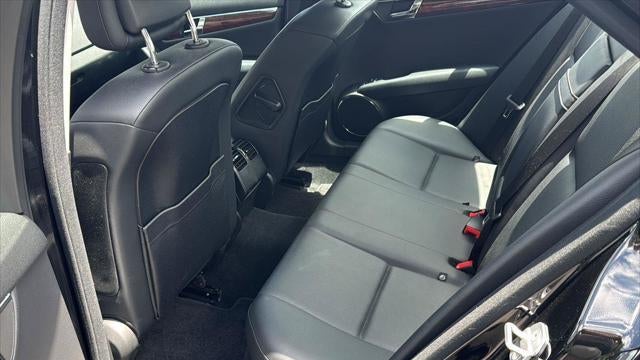2011 Mercedes-Benz C-Class C 300 Luxury 4MATIC