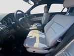 2016 E-Class Thumbnail 16