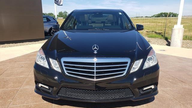 2011 Mercedes-Benz E-Class E 550 Luxury 4MATIC