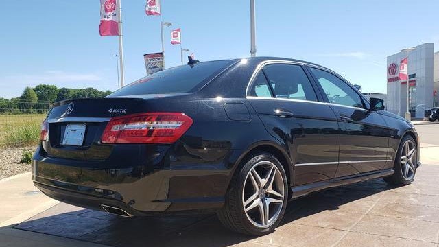2011 Mercedes-Benz E-Class E 550 Luxury 4MATIC