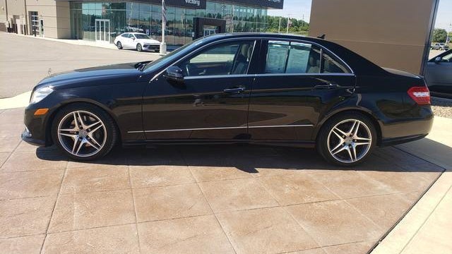 2011 Mercedes-Benz E-Class E 550 Luxury 4MATIC