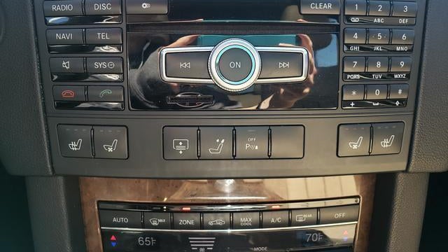 2011 Mercedes-Benz E-Class E 550 Luxury 4MATIC