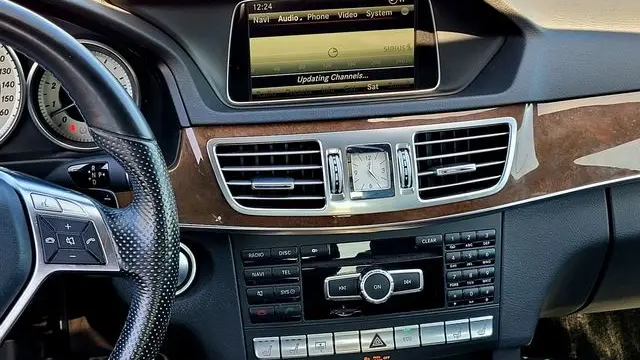 2014 Mercedes-Benz E-Class E 550 4MATIC