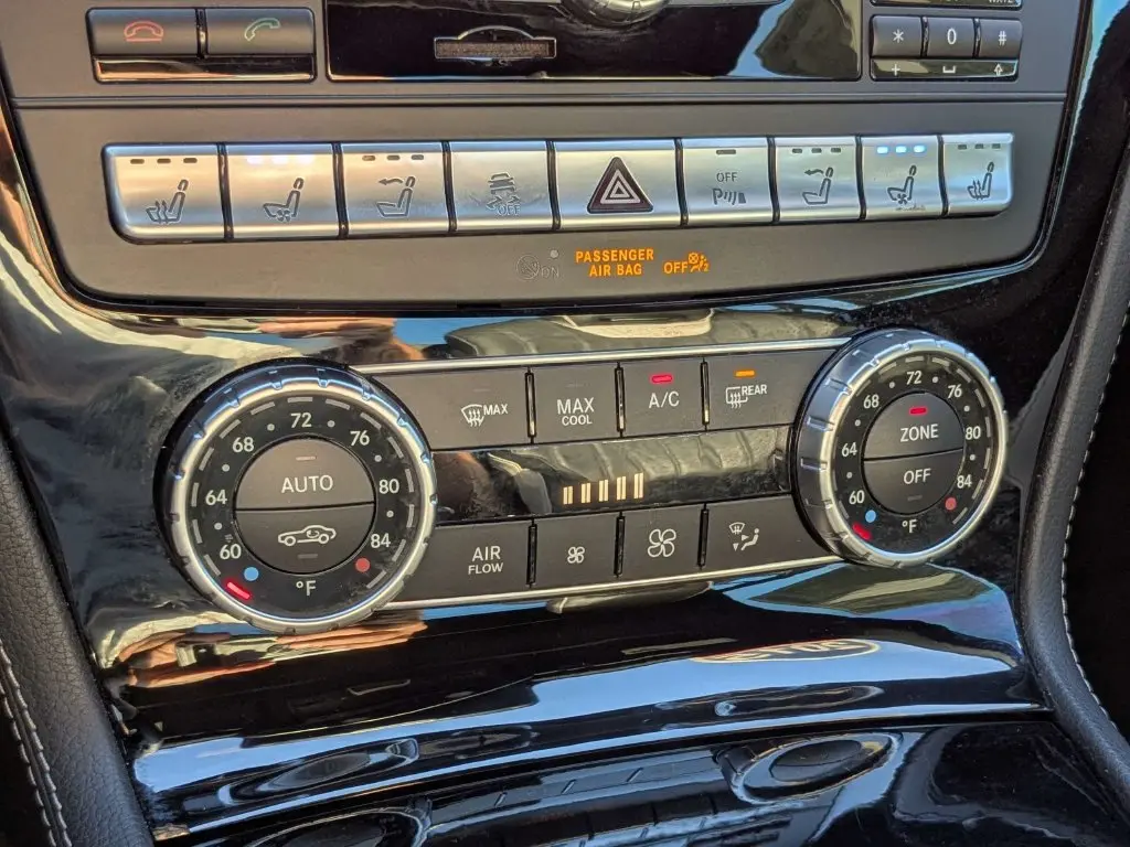 2015 Mercedes-Benz SL-Class - $42,965