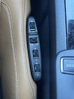 2012 E-Class Thumbnail 33