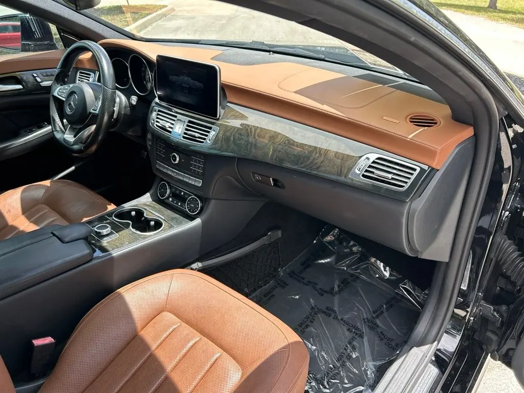 2016 Mercedes-Benz CLS-Class - $12,297