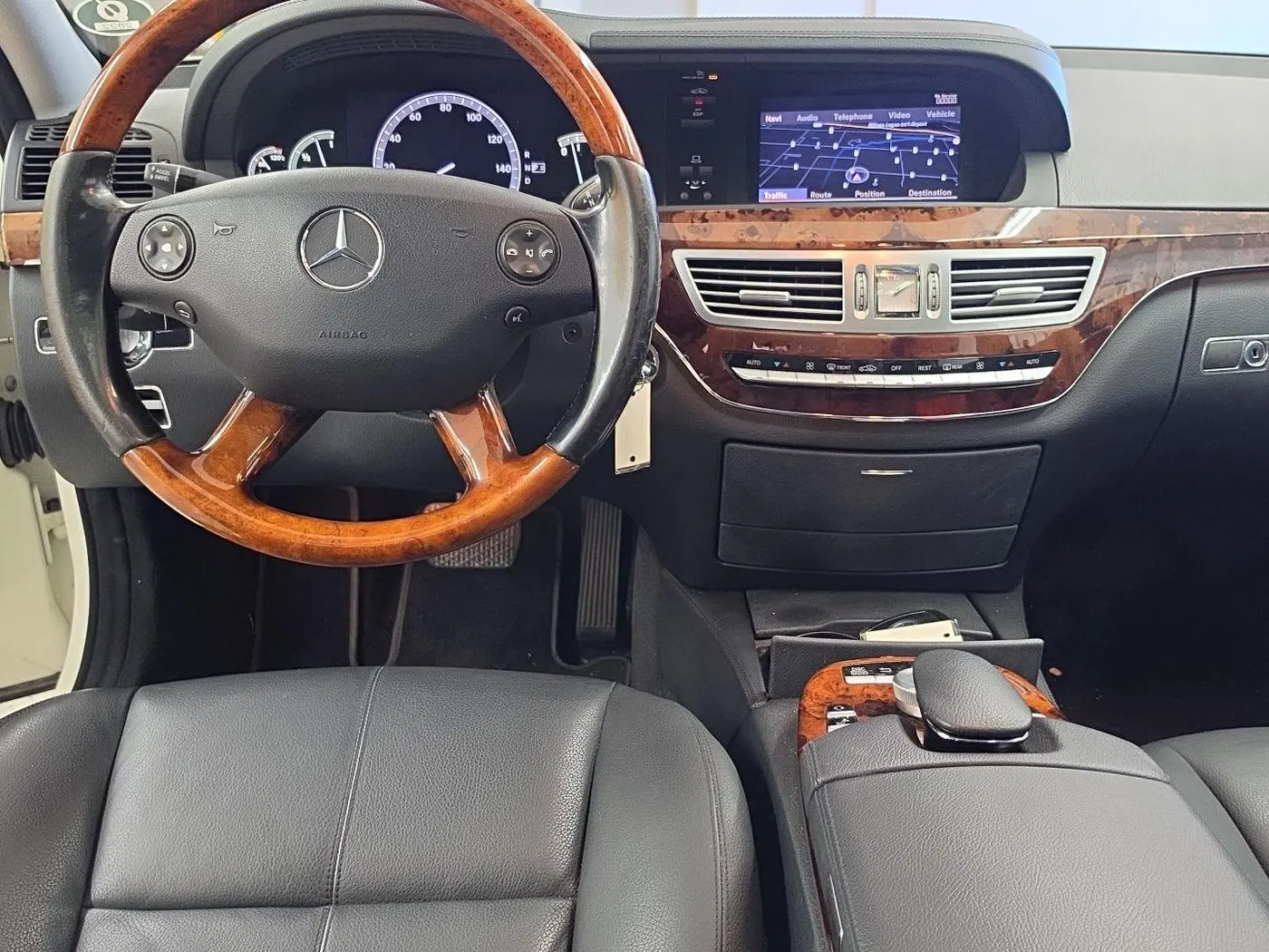 2008 Mercedes-Benz S-class - $12,250