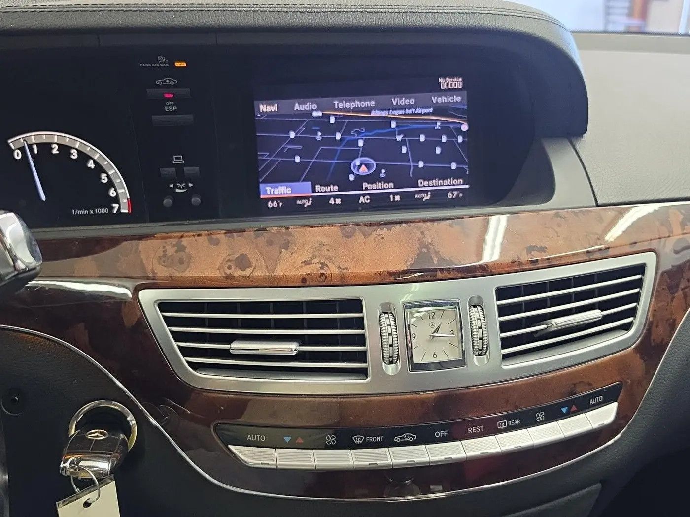 2008 Mercedes-Benz S-class - $12,250