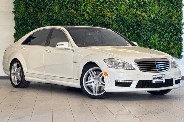 2011 Mercedes-Benz S-Class S 63 AMG