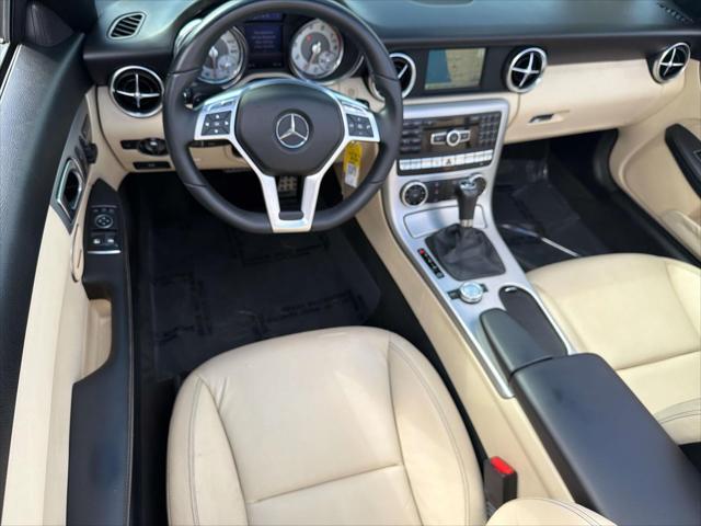 2014 Mercedes-Benz SLK-Class - $15,643