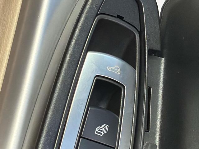 2014 Mercedes-Benz SLK-Class - $15,643