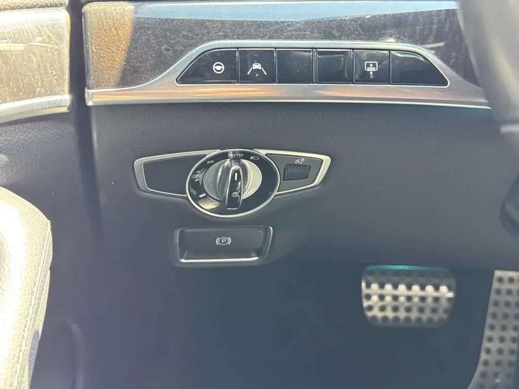 2018 Mercedes-Benz S-class - $25,999