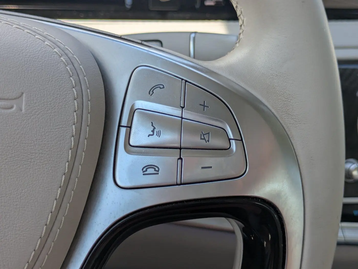 2015 Mercedes-Benz S-class - $39,554