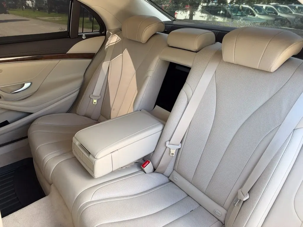 2017 Mercedes-Benz S-class - $24,820