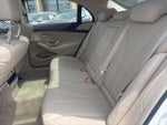2015 S-Class Thumbnail 33
