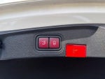 2018 C-Class Thumbnail 17