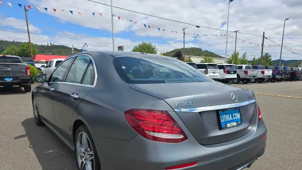 2017 Mercedes-Benz E-Class E 300