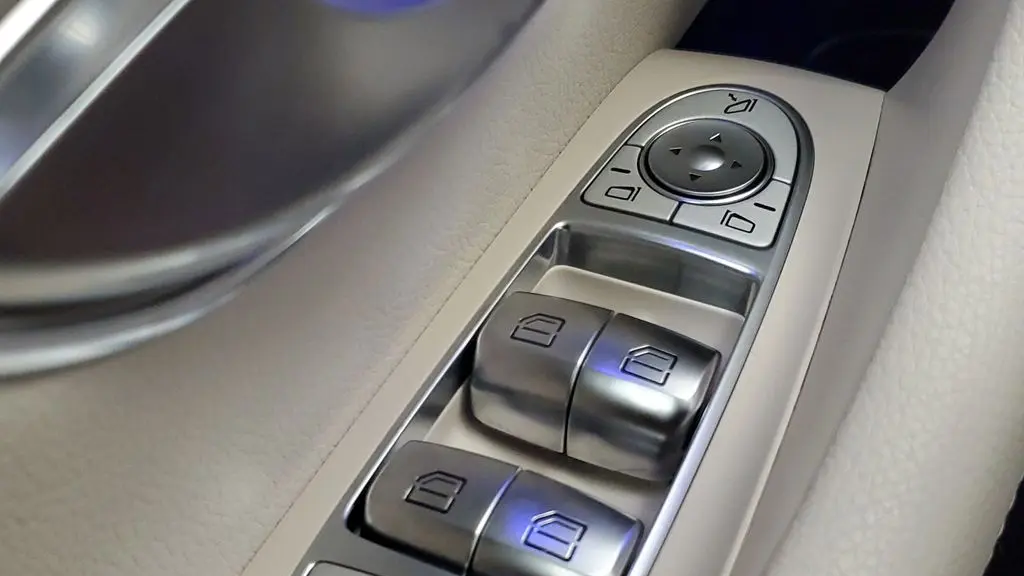 2019 Mercedes-Benz E-Class E 300 4MATIC