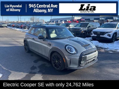 Photo of a 2022 Mini Hardtop 2 Door Cooper SE 2DR Hatchback for sale