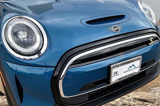 2024 MINI Hardtop - $25,998