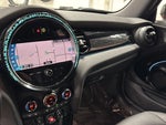 2024 Convertible Thumbnail 38