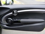 2022 Convertible Thumbnail 30