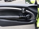 2022 Convertible Thumbnail 35