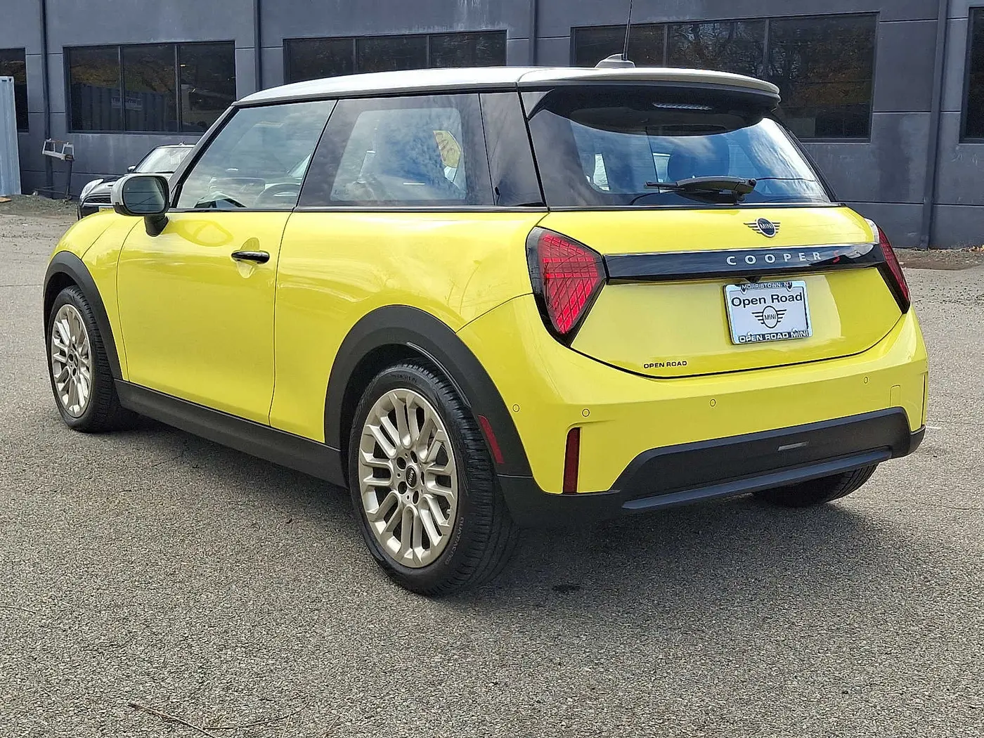 2025 MINI Hardtop - $28,997