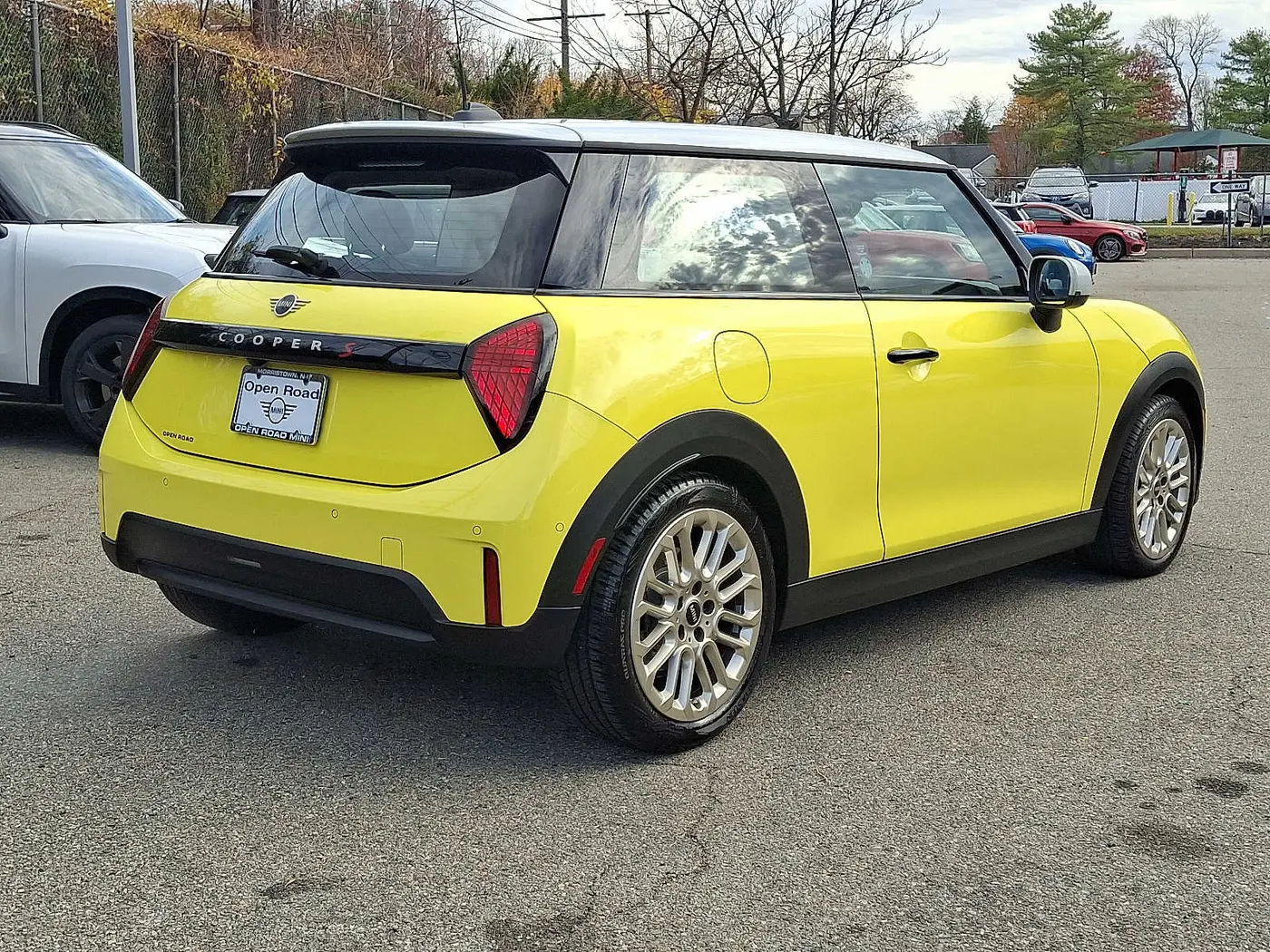 2025 MINI Hardtop - $28,997