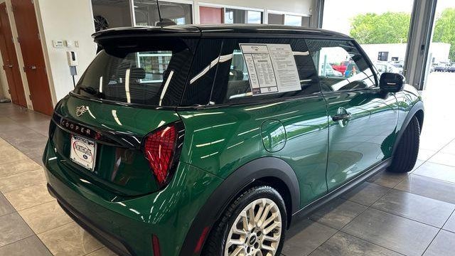 2025 MINI Hardtop 2 Door Cooper S Signature Trim