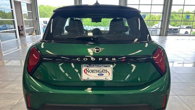 2025 MINI Hardtop 2 Door Cooper S Signature Trim