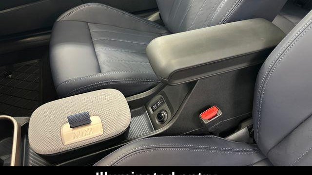 2025 MINI Hardtop 2 Door Cooper S Signature Trim