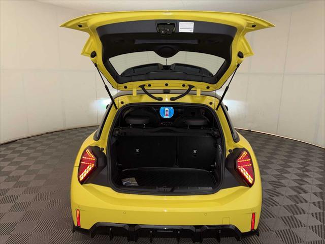2026 MINI Hardtop - $37,943