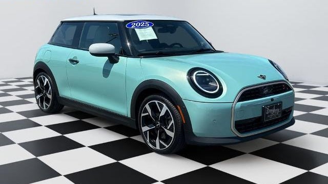 2025 MINI Hardtop 2 Door Cooper S Signature Trim