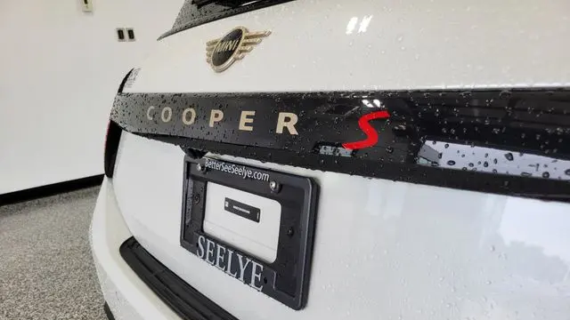 2025 MINI Hardtop 2 Door Cooper S Signature Trim