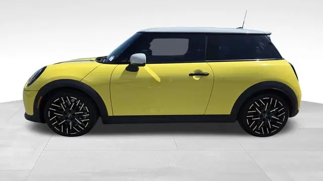 2025 MINI Hardtop 2 Door Cooper S Signature Trim
