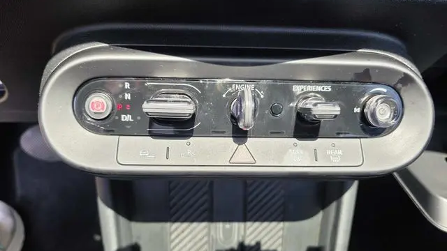 2025 MINI Hardtop 2 Door Cooper S Signature Trim