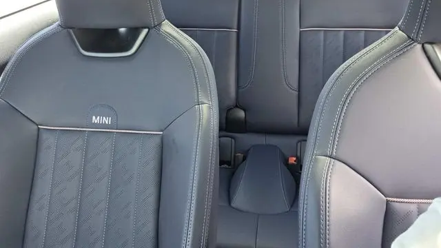 2025 MINI Hardtop 2 Door Cooper S Signature Trim