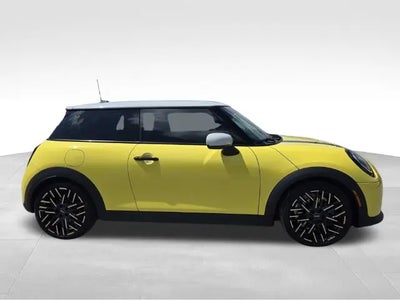 2025 Mini Hardtop 2 Door Cooper S Signature Trim 2DR Hatchback