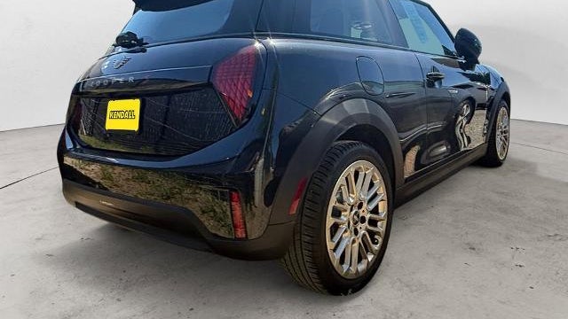 2025 MINI Hardtop 2 Door Cooper S Signature Trim