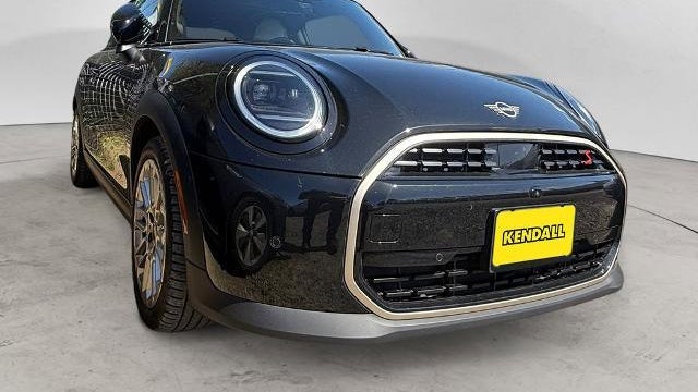 2025 MINI Hardtop 2 Door Cooper S Signature Trim