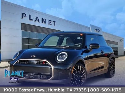Photo of a 2025 Mini Hardtop 2 Door Cooper S 2DR Hatchback for sale