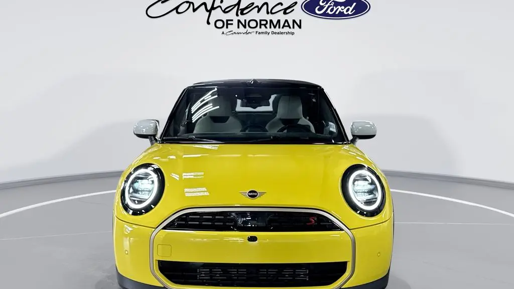2025 MINI Convertible Cooper S Signature Trim
