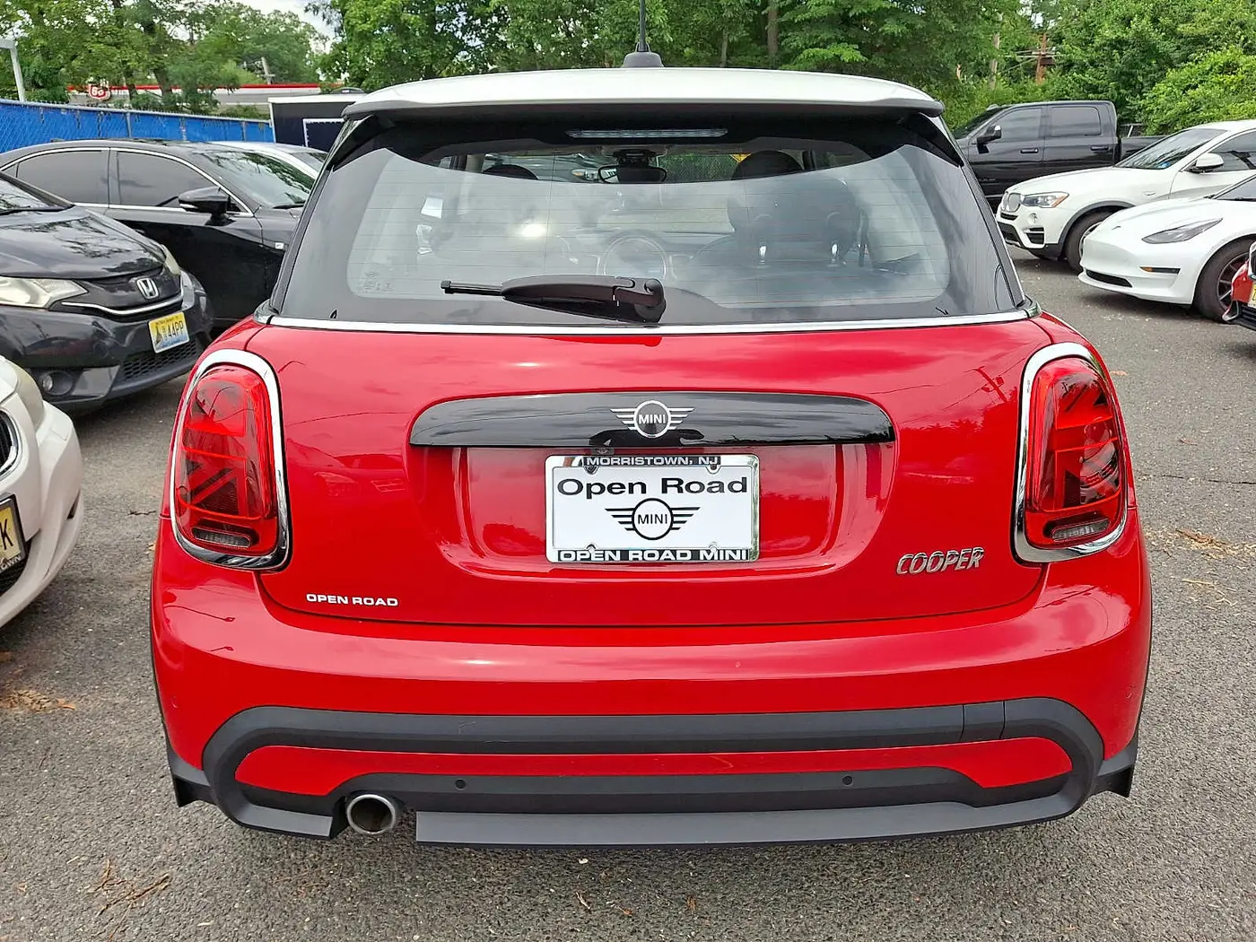 2024 MINI Hardtop - $24,997