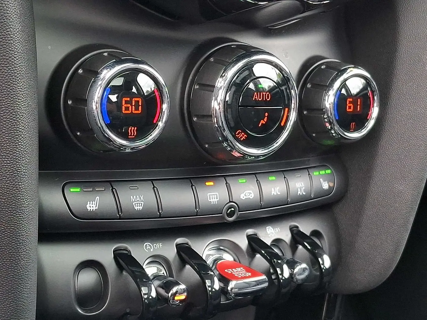 2024 MINI Hardtop - $24,997