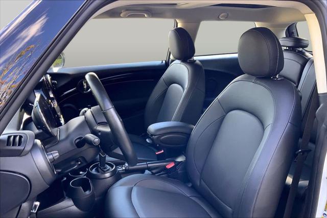 2024 MINI Hardtop - $25,774