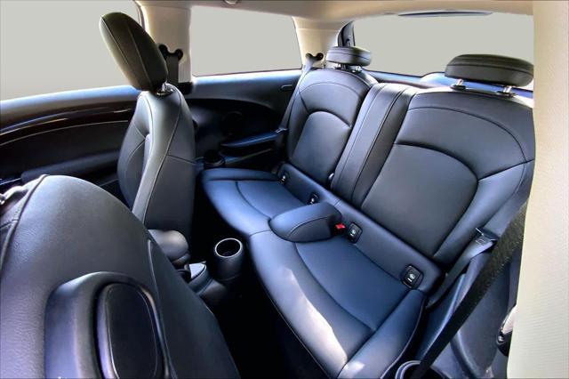 2024 MINI Hardtop - $25,774